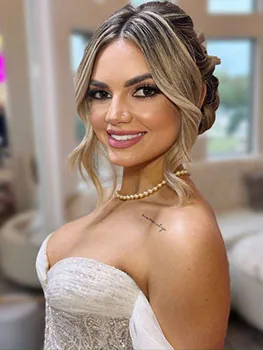 Romantic bridal look