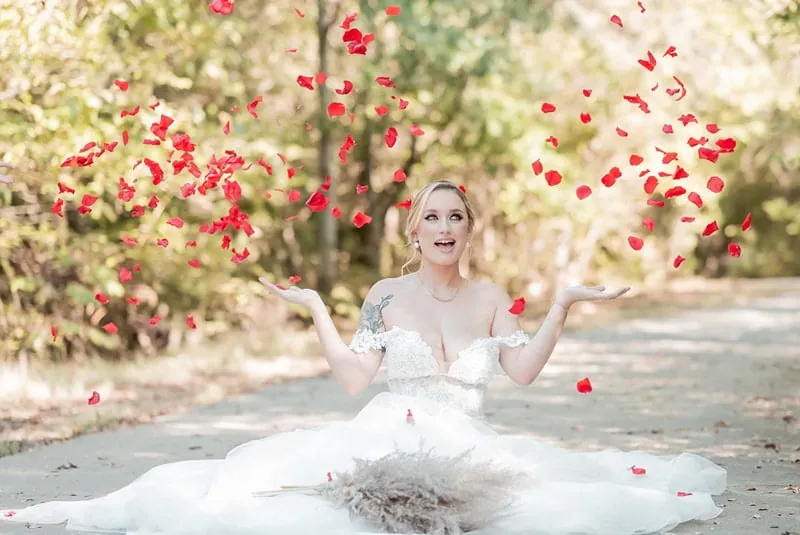 Bridal Makeup Ideas That Look Best With a White Dress