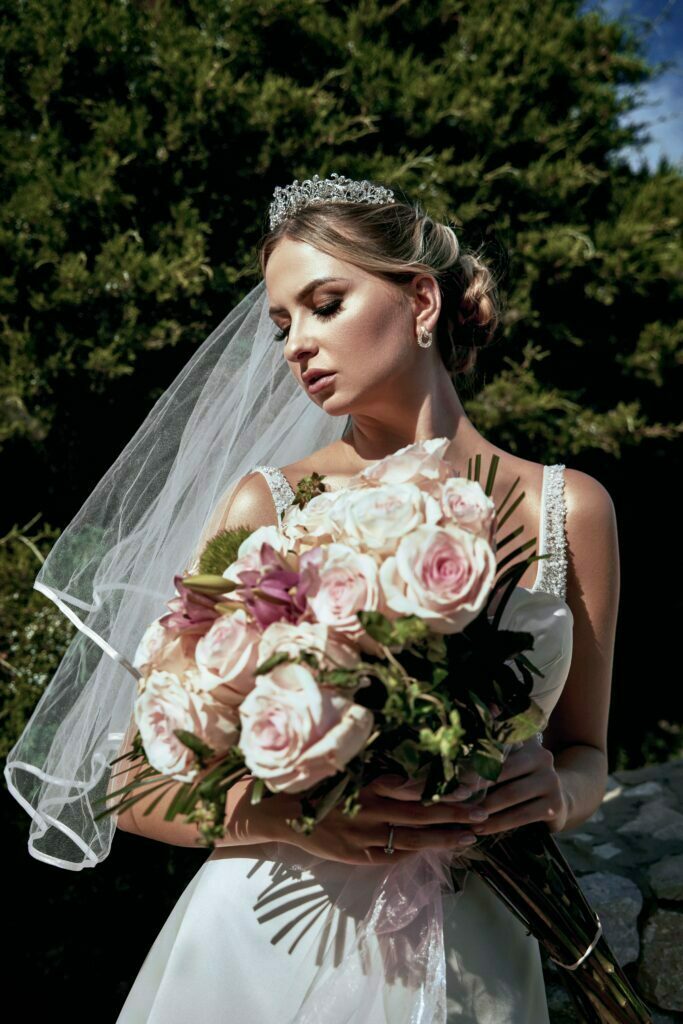 Why Hire A Professional Makeup Artist For A Special Occasion-Angeline Jasmine Beauty