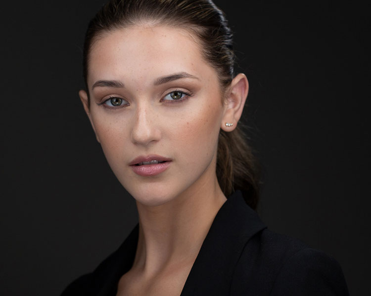 Headshot & Private Photography Beauty Portfolio by Angeline Jasmin